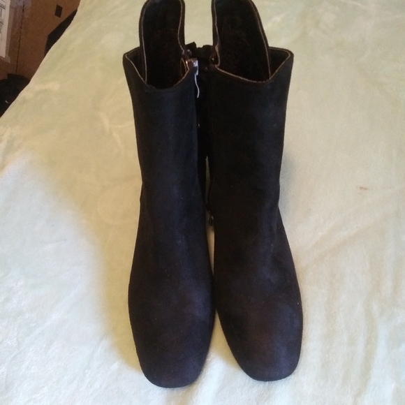 Like Brand New! Black Suede Fringe Booties🍁🍂 - Picture 2 of 6